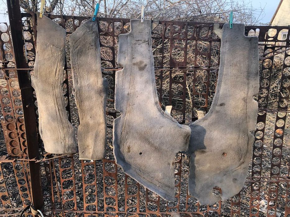 Ковролин салона Mercedes 190 w201