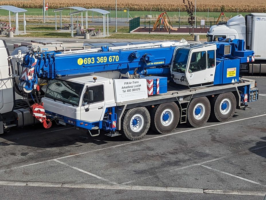 Usługi dzwigowe do 110 ton.