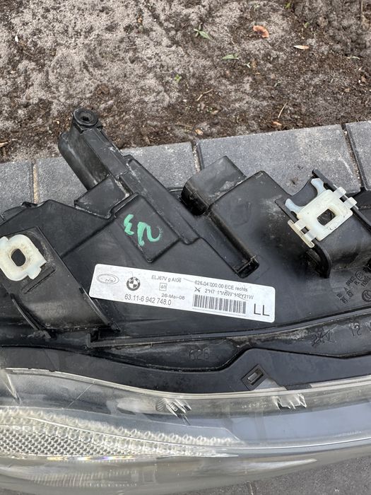 Reflektory BMW E90 E91 L+P ORYGINAŁ ZKW komplet przód