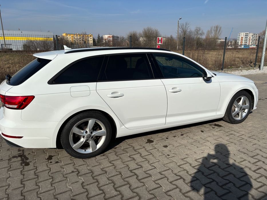 Audi A4 B9 Avant 2017 r.