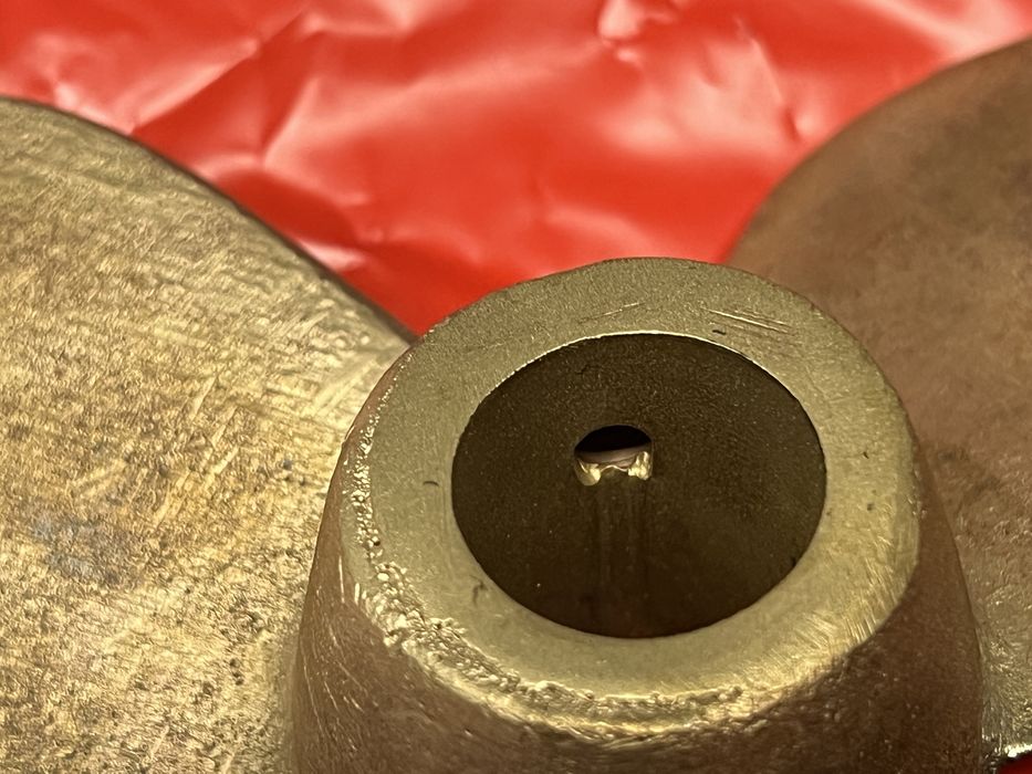 Hélice em bronze muito antiga