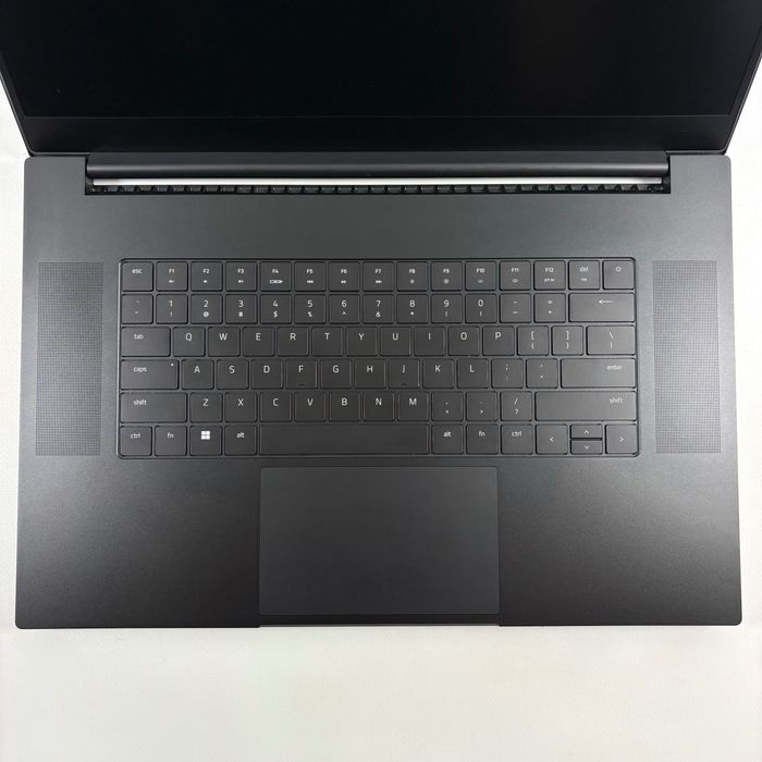 Razer Blade 17.3" 4K i9-12900H RTX 3070Ti 32GB RAM 1TB SSD 144Hz Гарантія Магазин