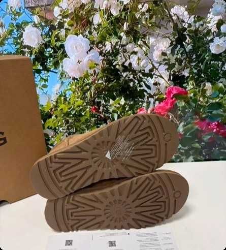 UGG Classic Ultra mini R.40