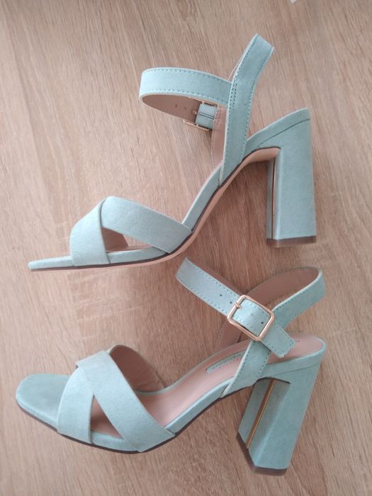 Miętowe sandały Dorothy Perkins Selena block na slupku