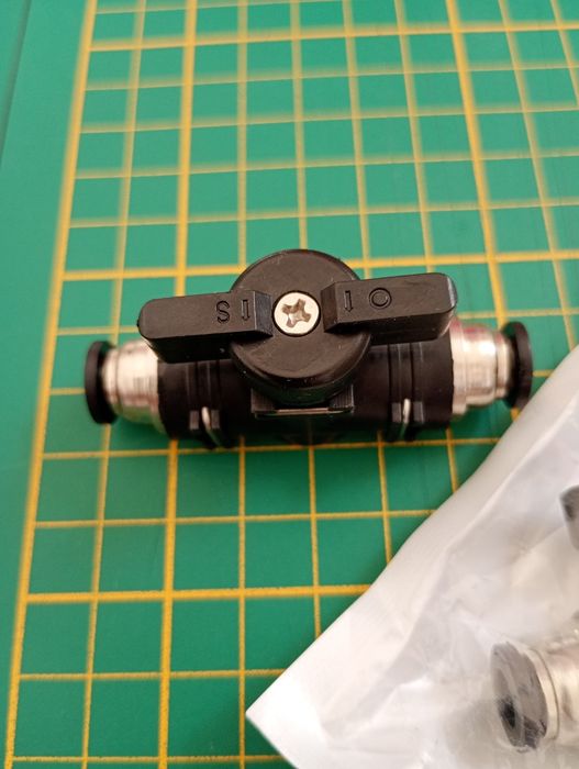 Złącze pneumatyczne, zawór kulowy 6 mm