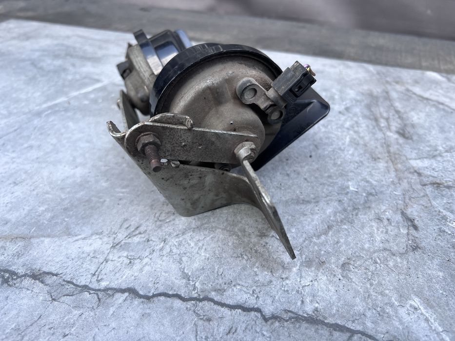 Сигнали БМВ Е60 Е61 Клаксони Klaxon Оригінал Гудки