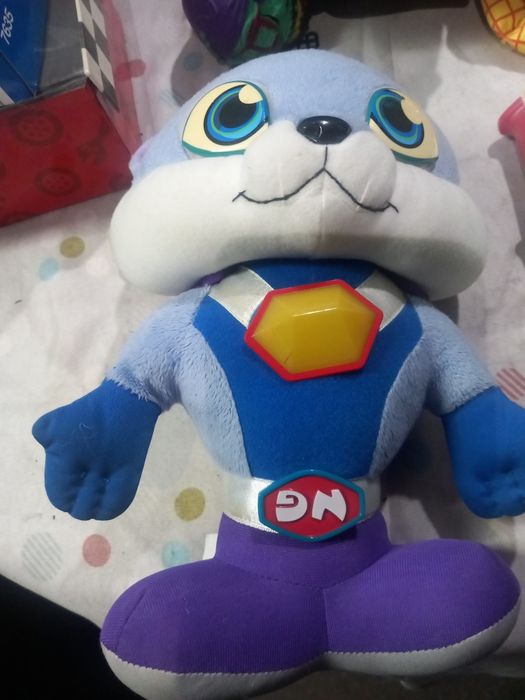 Brinquedos  varios