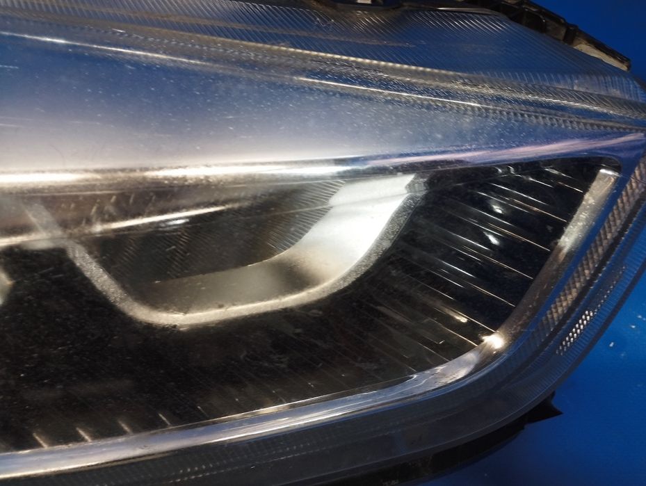 Фара передня права Ford Escape 3 Форд Ескейп Розборка