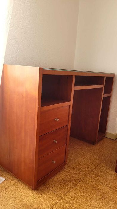 Secretária em 2ª mão