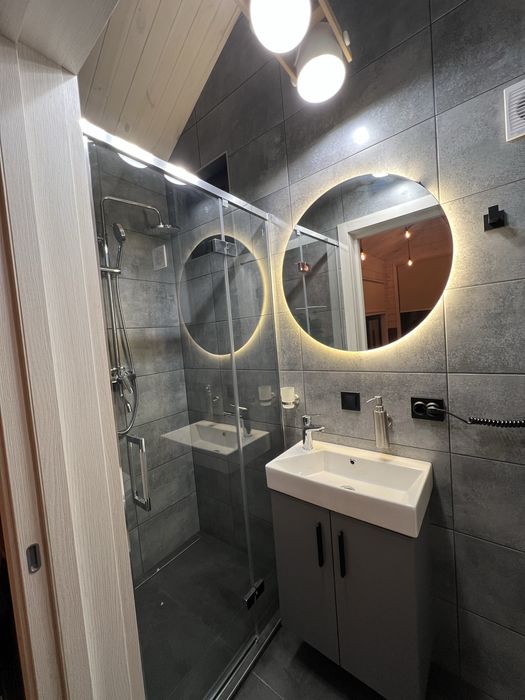 СЬОГОДНІ ВІЛЬНО | Будиночок з чаном у лісі — для двох, 15 хв від Києва