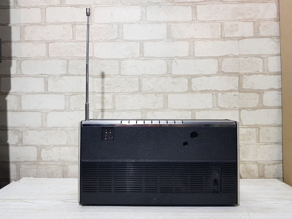 FM/AM радіо приймач Grundig Elite-Boy 1000 б/у з Німеччини