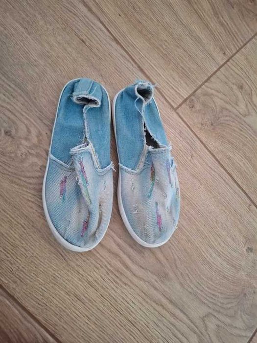 Dziewczece wsuwane buty rozm. 32 dzins dzinsowe