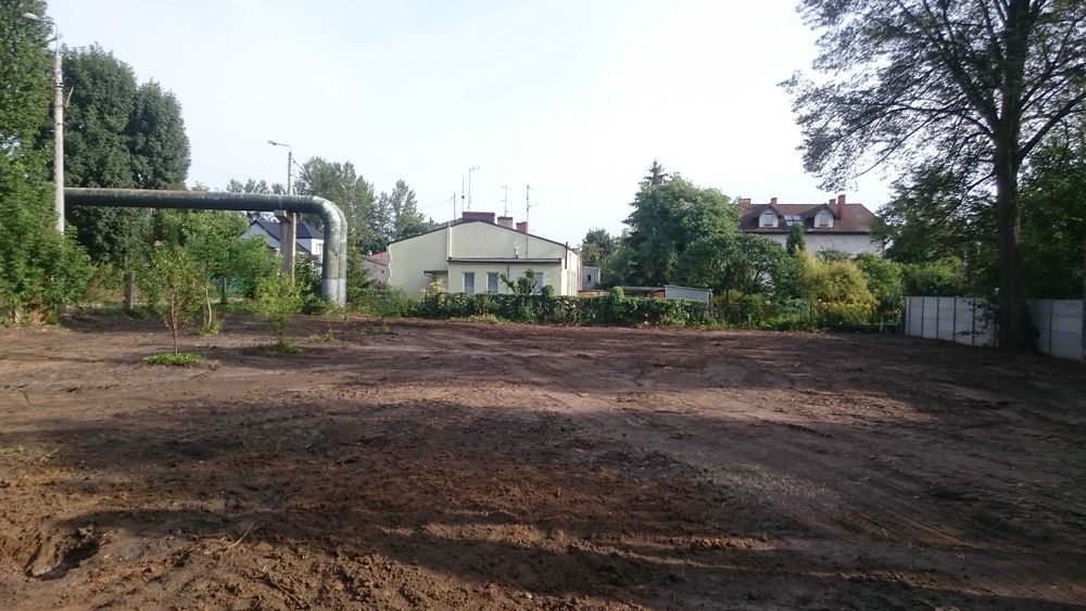 Usługi koparko-ładowarką ,koparką   Częstochowa,