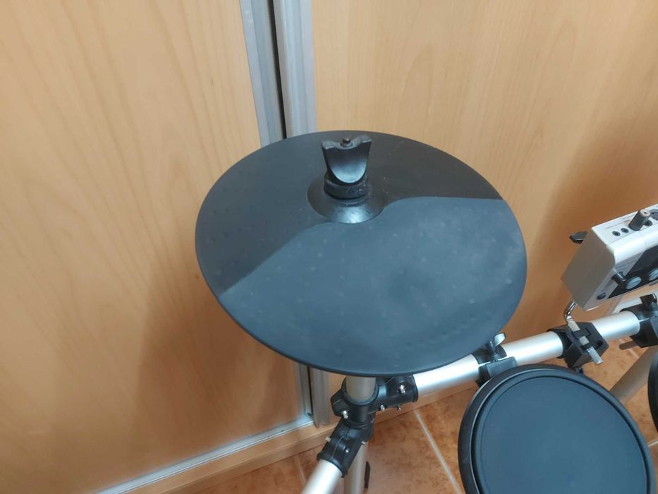 Bateria Eletrónica Millenium MPS-150 - Completa e a Funcionar