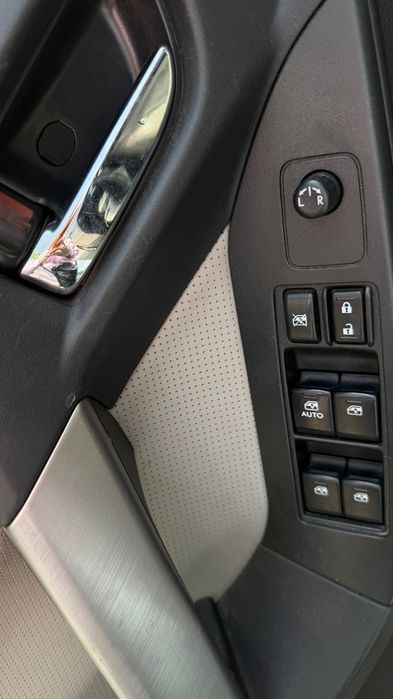 Автомобіль Subaru Forester