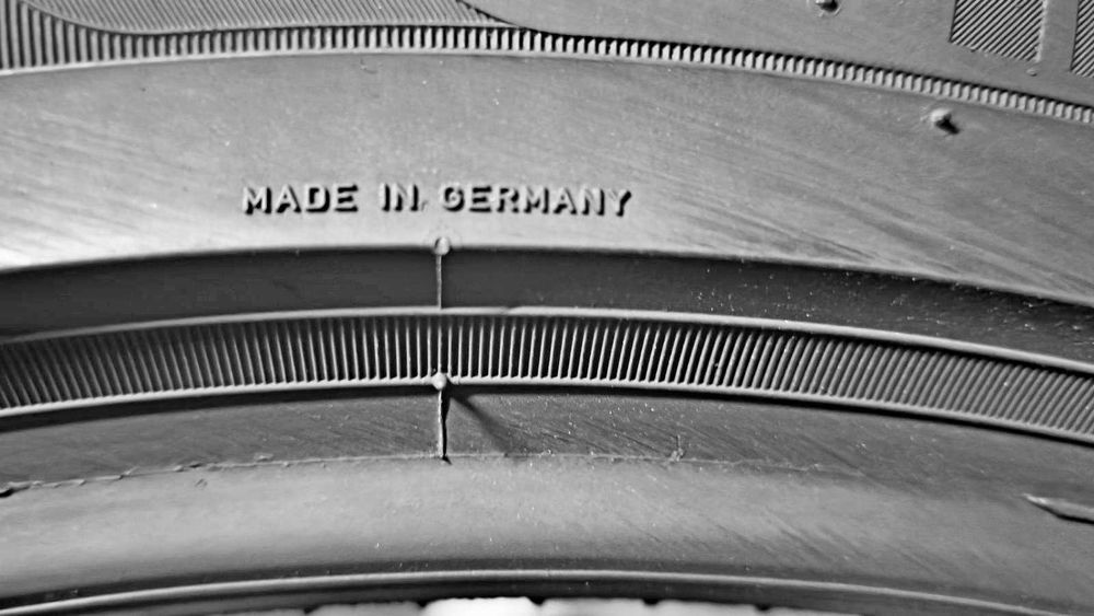 Шини Б/в 305.35.21 комплект Pirelli