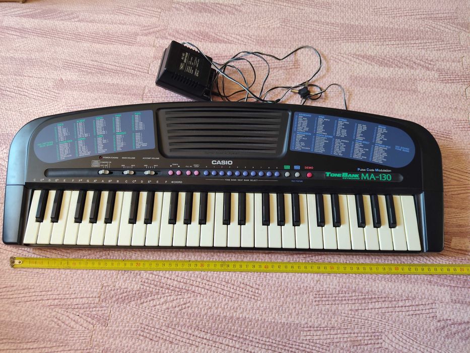 Órgão da Casio Tone Bank MA-130