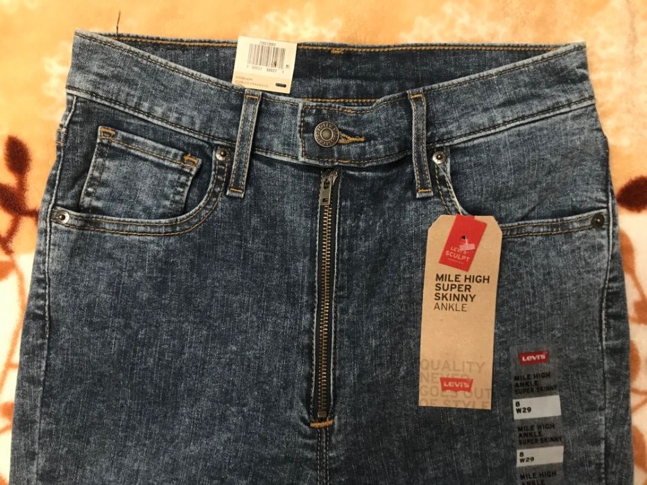 Джинсы levi Mile High Moto Ankle Women's Jeans, р.8/29