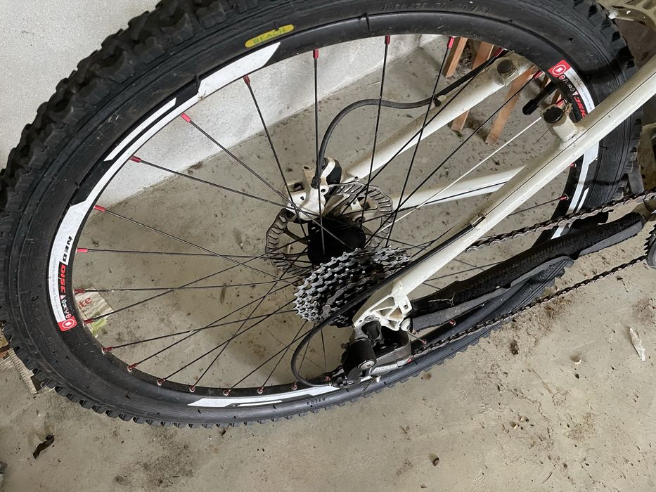 Bicicleta montanha. BH