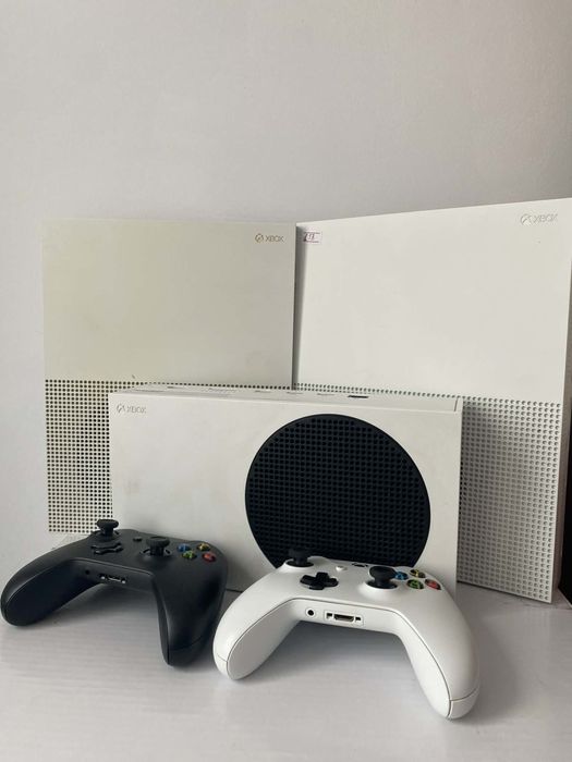 Продам консоль XBOX