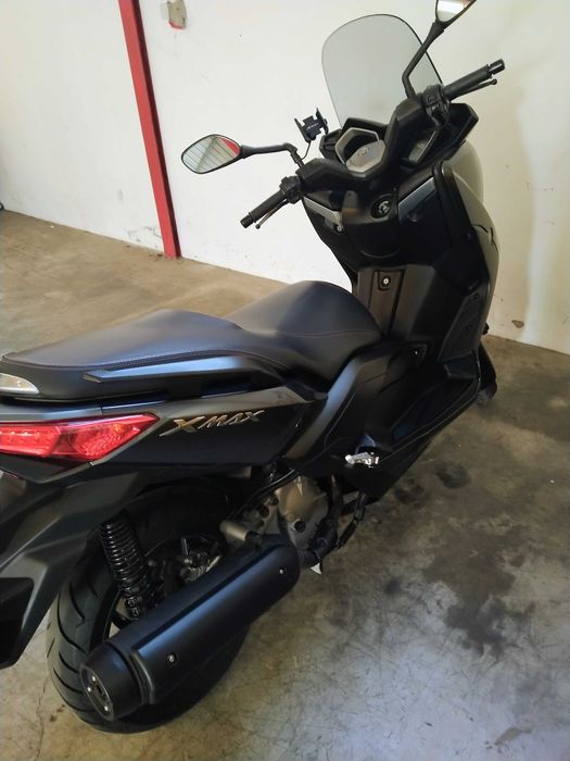 Moto Yamaha X Max 125