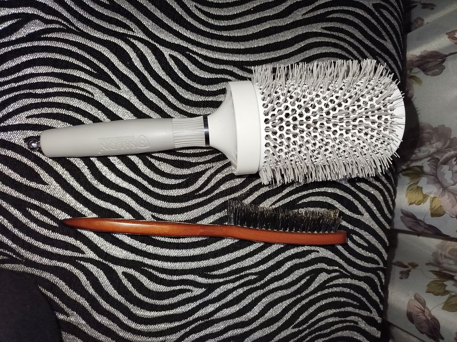 Расческа , профессиональная