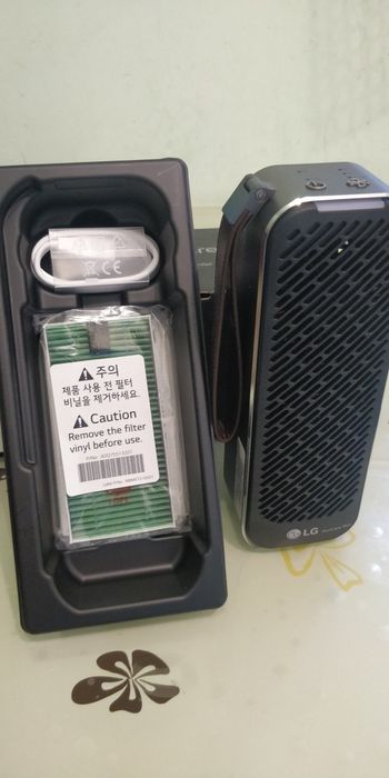 Портативный очиститель воздуха LG Puricare Mini AP151MWA1