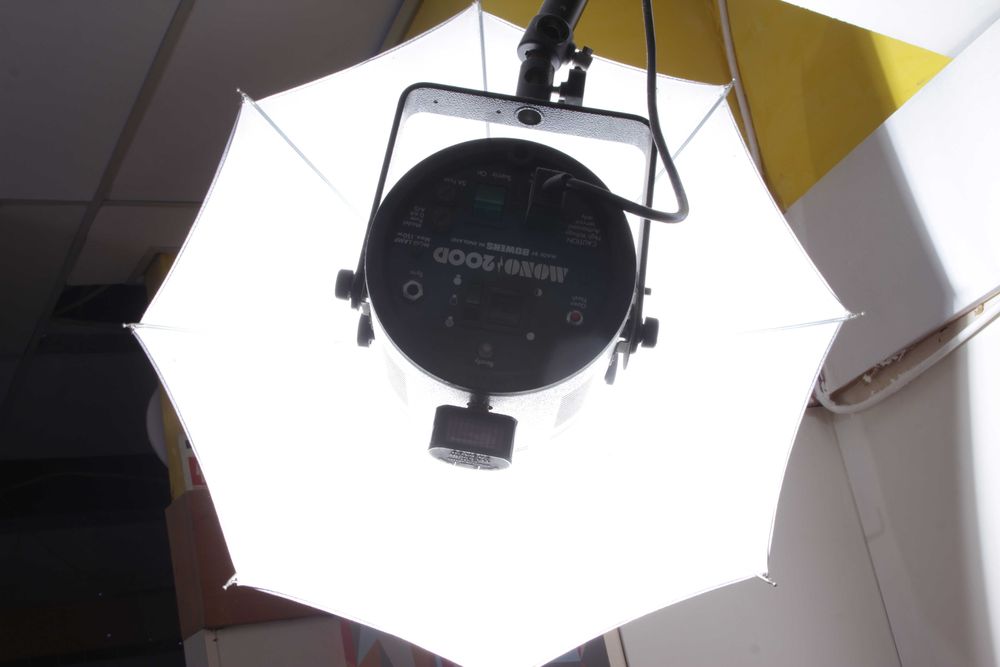 Cabeça de flash BOWERS MONO 200D