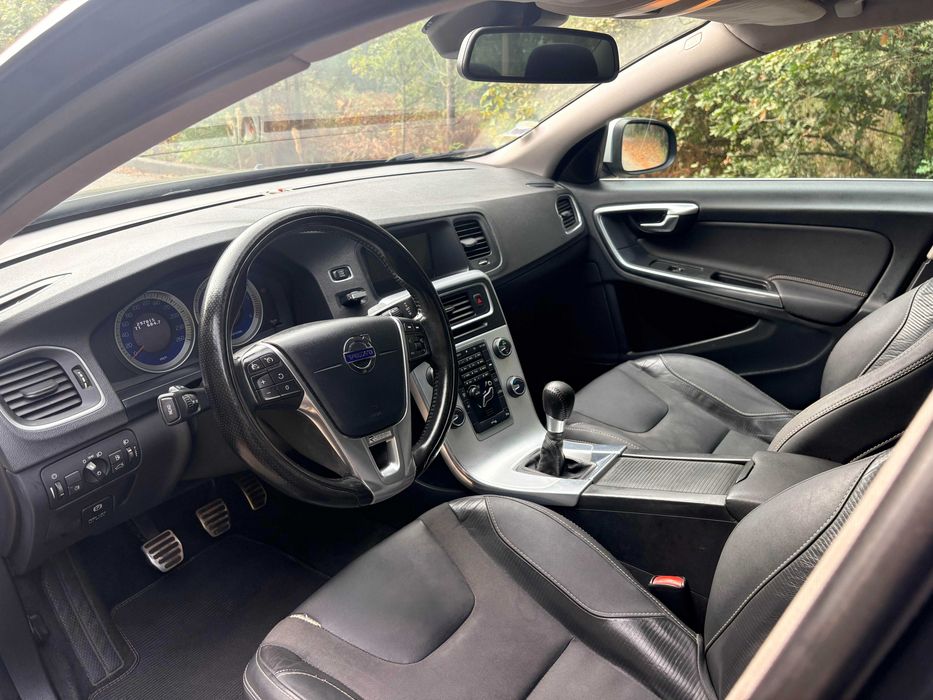 Volvo S60 D2 R-Design 1.6 115cv | 2012 | Diesel