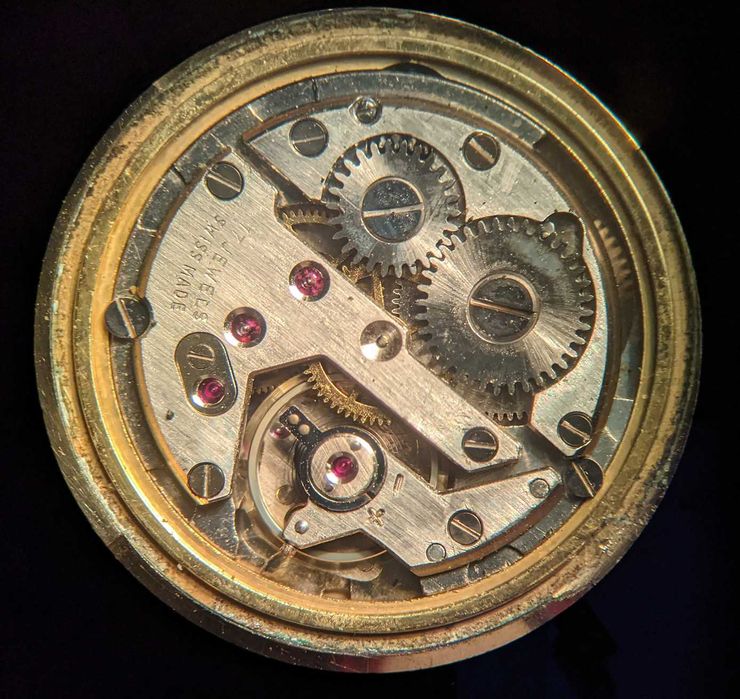 Часы швейцарские механические Adria (~1960). Позолота.