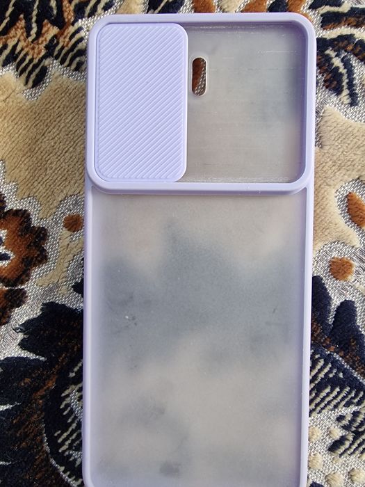 Продам чехол и стекло Samsung s 22 ultra.