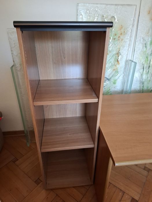 Półka na dokumenty słupek