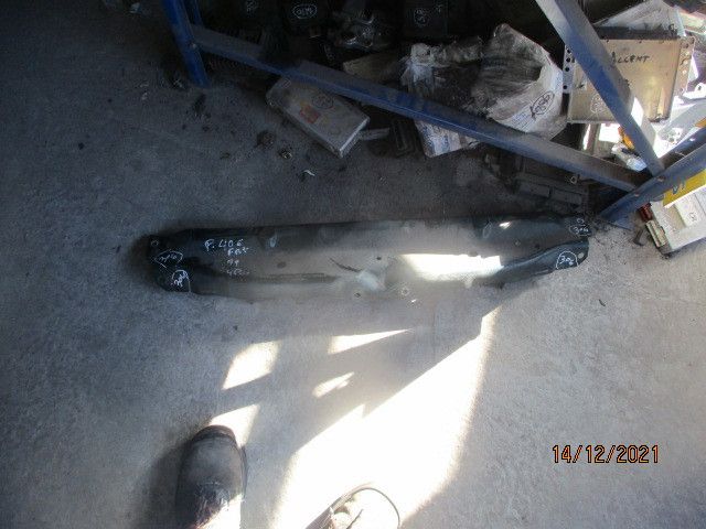 Frente em fibra ou chapa PEUGEOT 406 (8B)