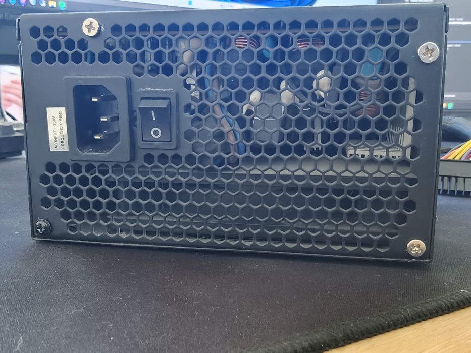 Zasilacz Chieftec 550w
