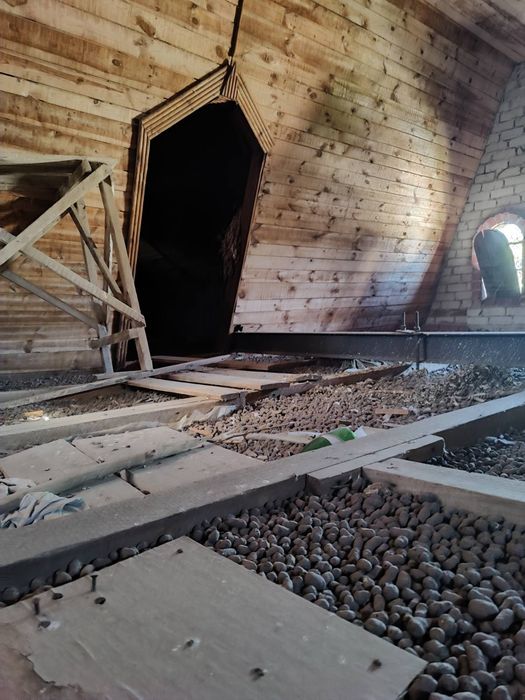 Будинок під житло під Черніговом (150 м², 5 соток, 3 поверховий)