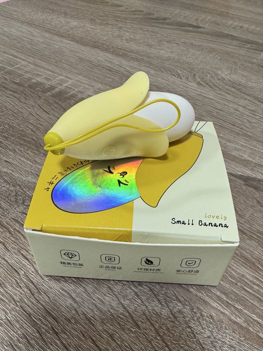 Игрушка банан для девушек
