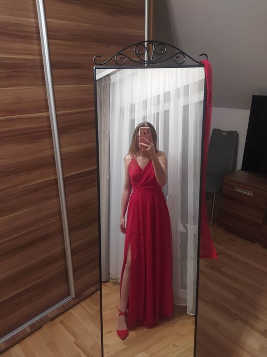 Sukienka na studniówkę