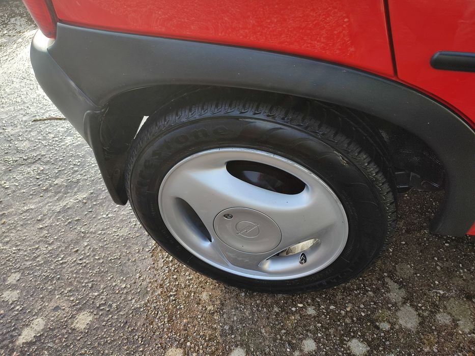 Opel corsa b gls