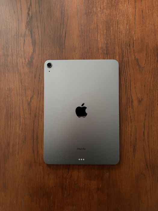 iPad Air M1 64 GB