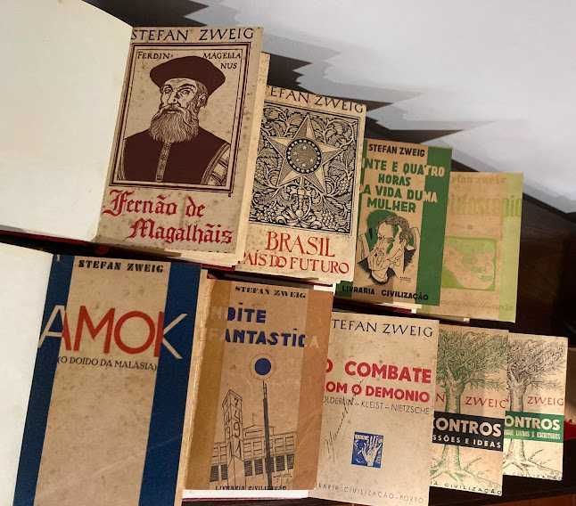 Livros antigos de Stefan Zweig, encadernados