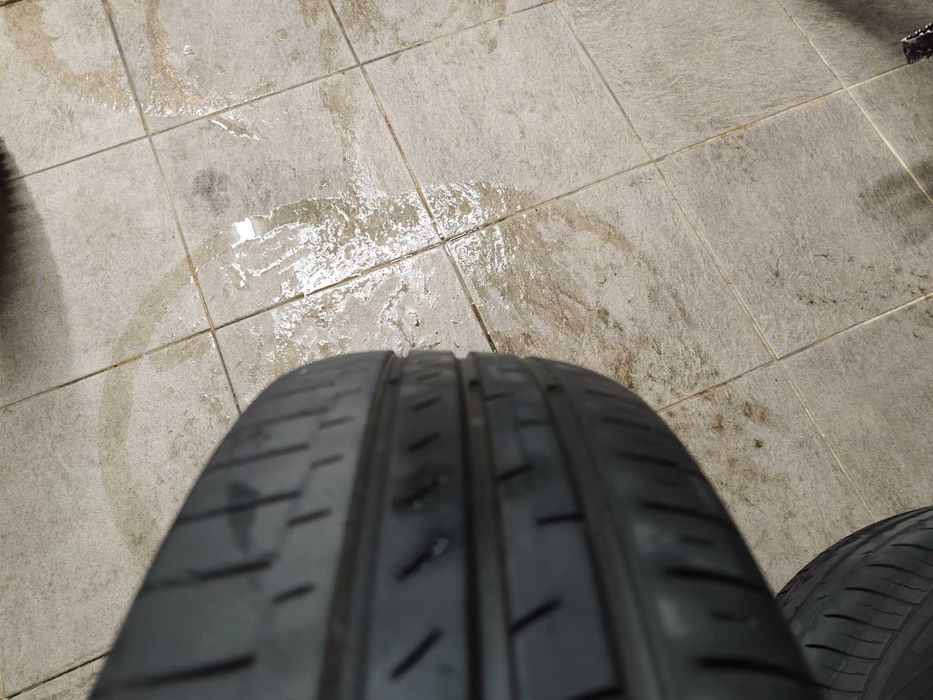 Jantes 15 originais Seat furação 5X100 com pneus