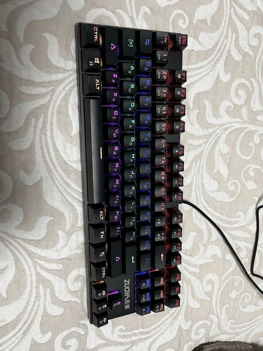 Механічна ігрова клавіатура Zuoya RGB | Майже нова