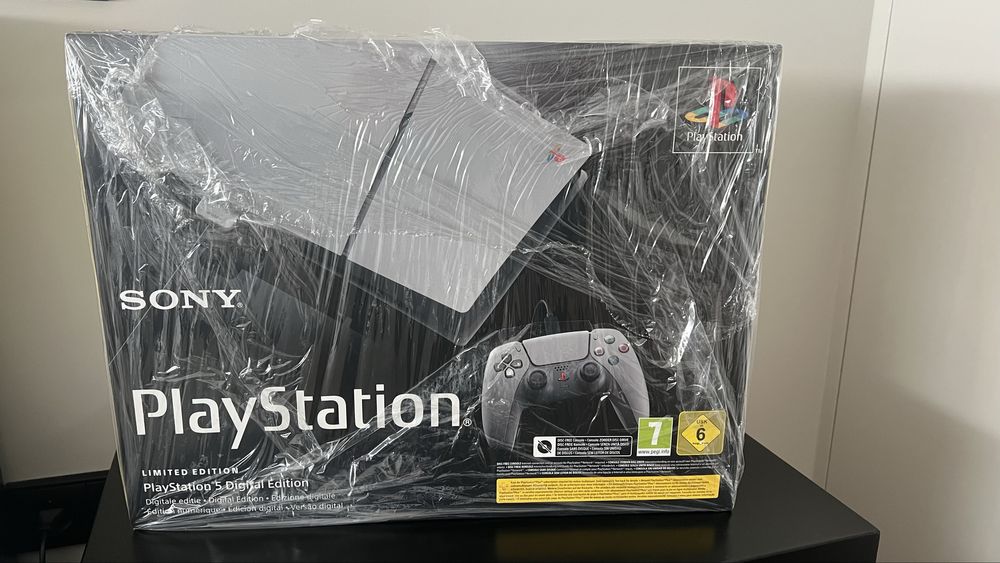 Playstation 5 Ediçao limitada 30 anos ( versão digital ) SELADO