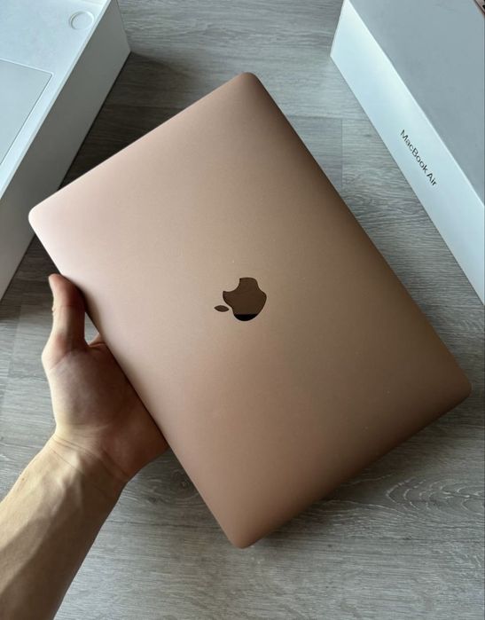 macbook air 13 (2020 рік) m1 процесор повний комплект