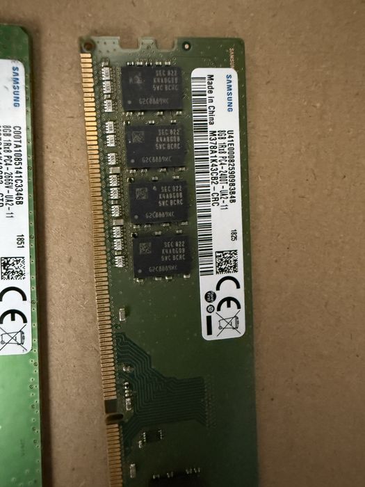 Lote de x24 Memórias RAM DDR 4 (20x2400mhz/4x2666mhz)