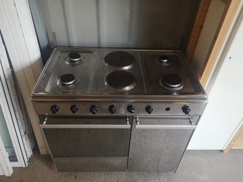 Fogão Meireles em bom estado