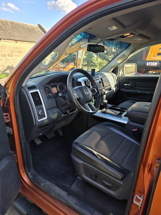 Dodge Ram 1500 5.7 hemi