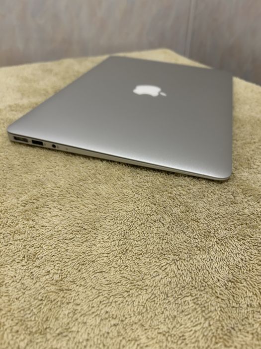 MacBook Air 13” A1466 Intel Core i5 (128gb) 2015 рік: 4 000 грн