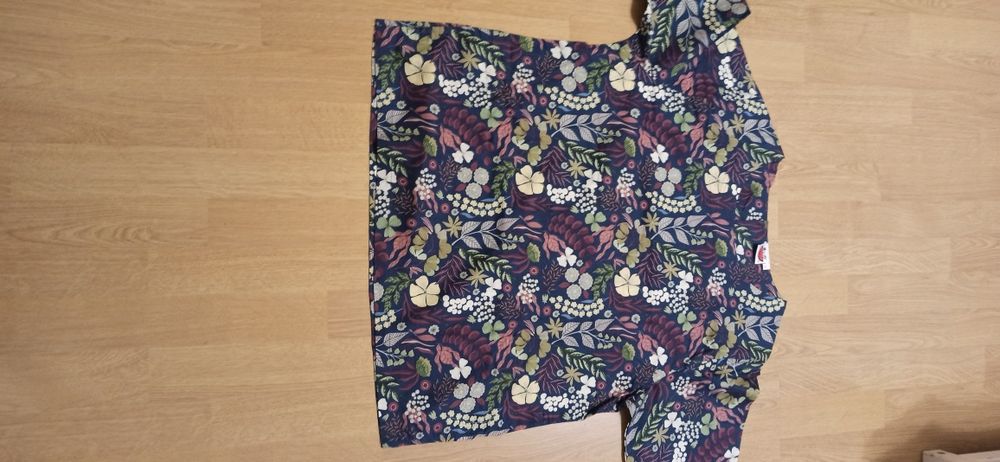 Bluzka damska bluzeczka 46