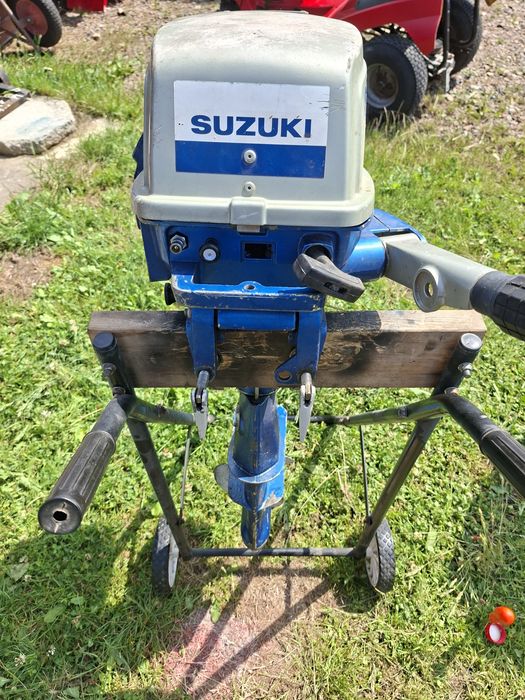 Suzuki dt 6 hp silnik zaburtowy